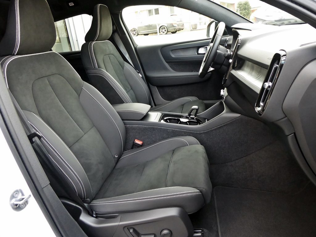 VOLVO C40 Rech P8 Twin Ultimate, Elektro, Occasion / Gebraucht, Automatik - 5