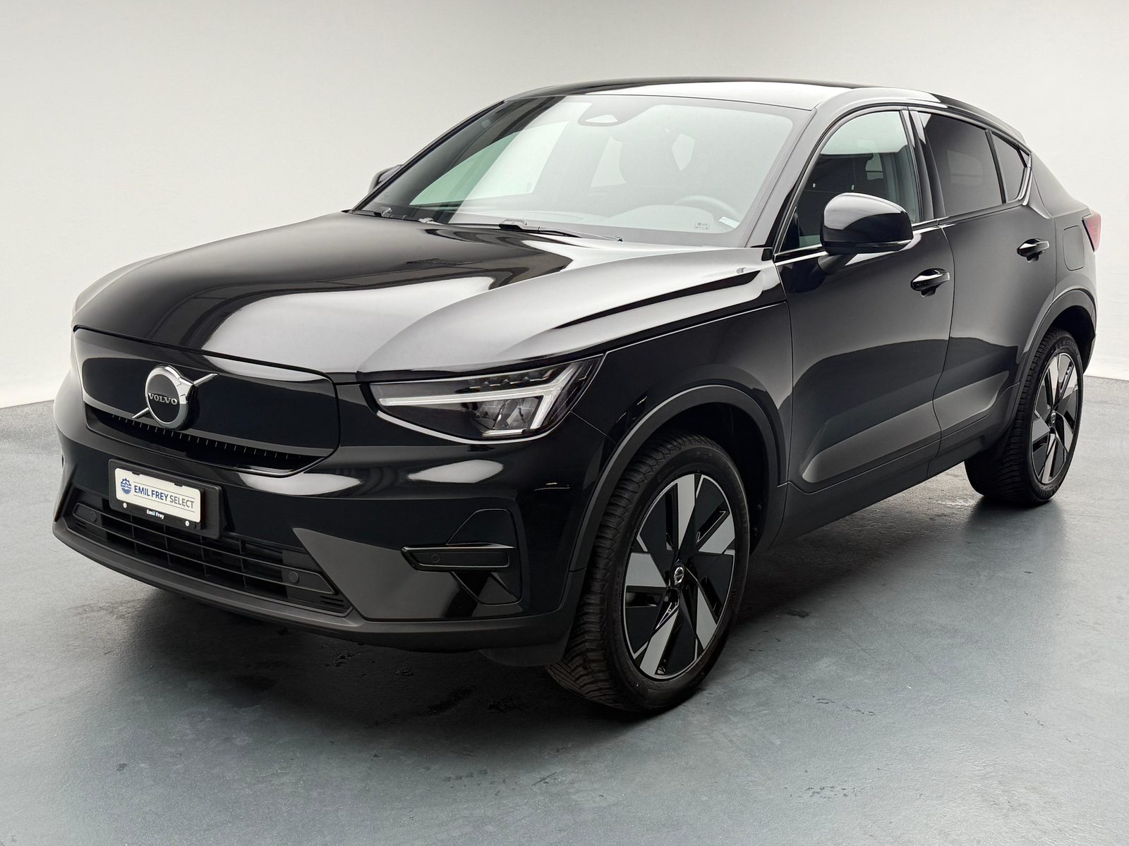 VOLVO C40 E80 Plus AWD, Elektro, Occasion / Gebraucht, Automatik - 2