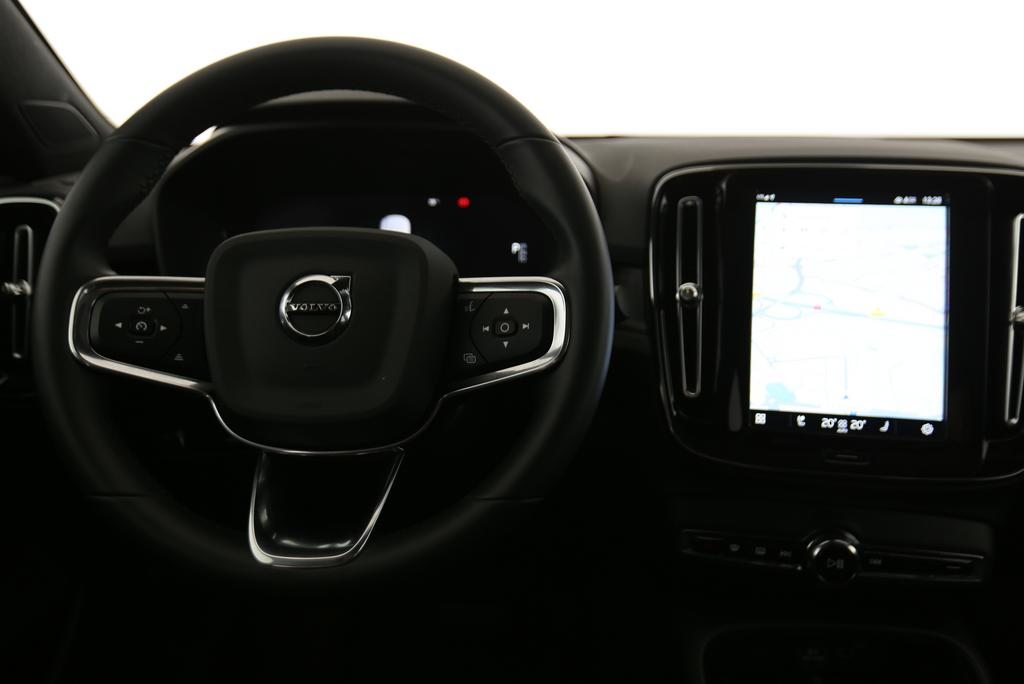 VOLVO C40 P8 Twin Recharge AWD, Électrique, Occasion / Utilisé, Automatique - 5