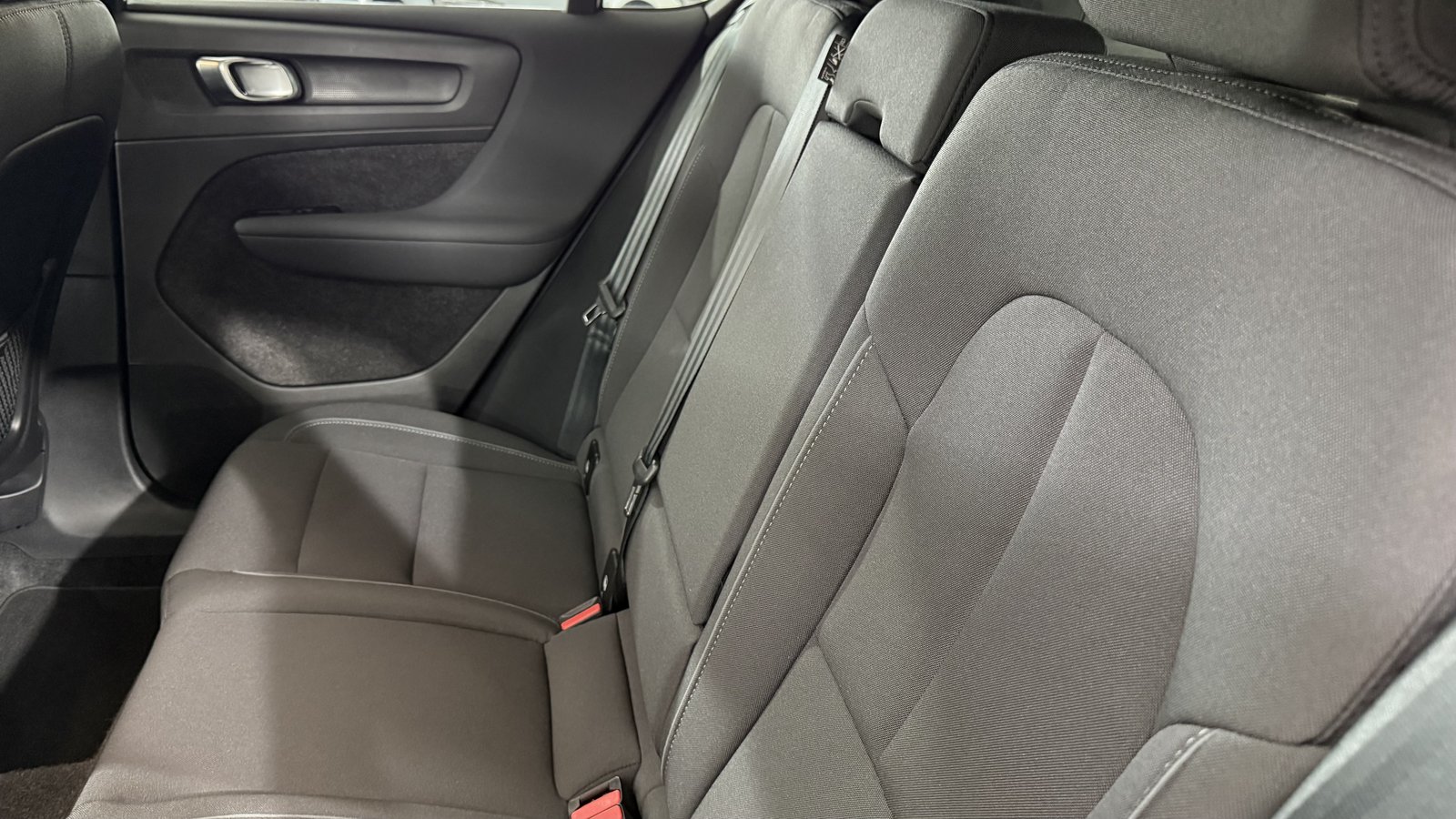 VOLVO C40 E80 Ultimate AWD, Elektro, Occasion / Gebraucht, Automatik - 6