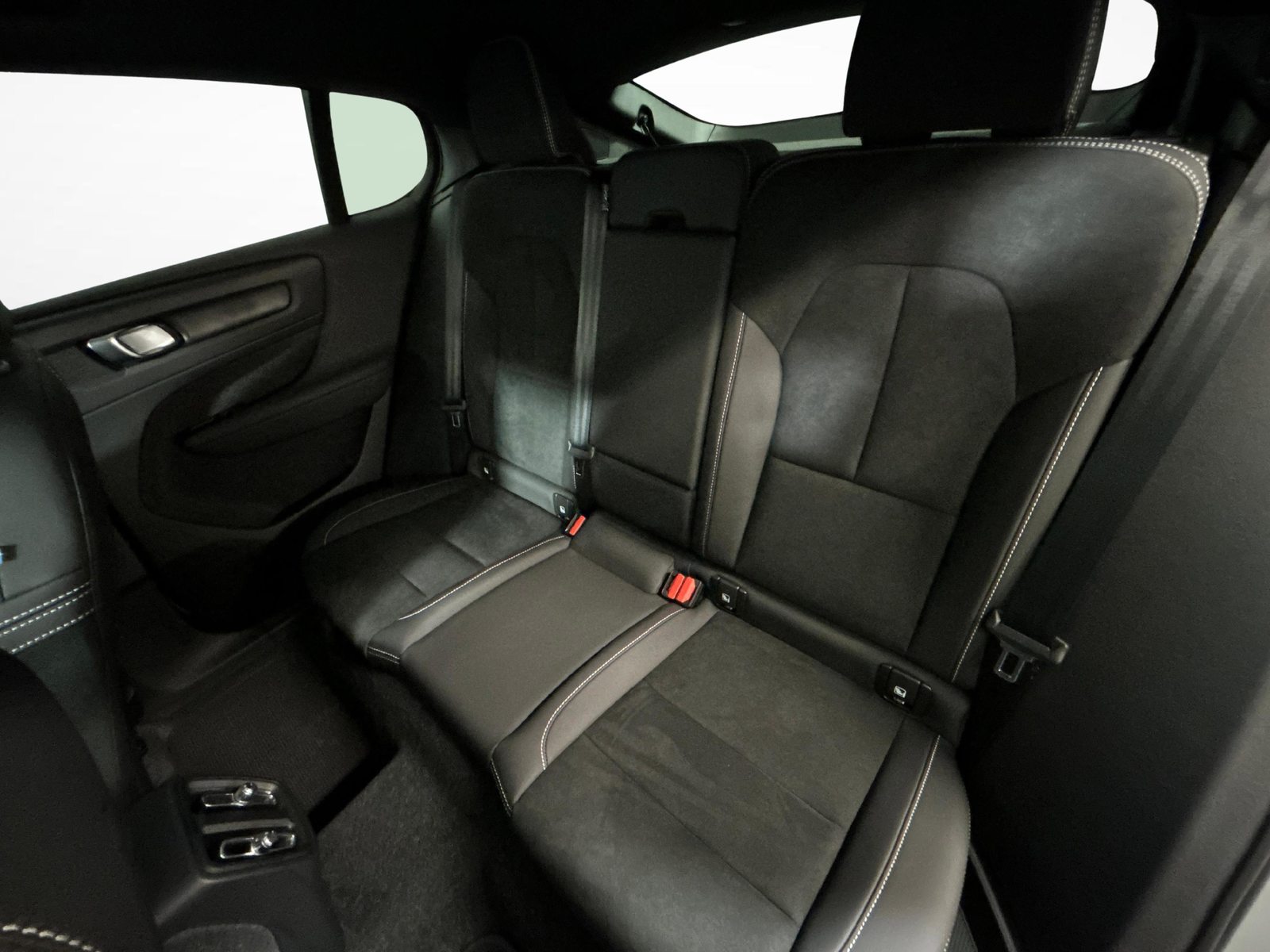 VOLVO C40 P8 Twin Recharge Ultimate AWD, Elettrica, Occasioni / Usate, Automatico - 5