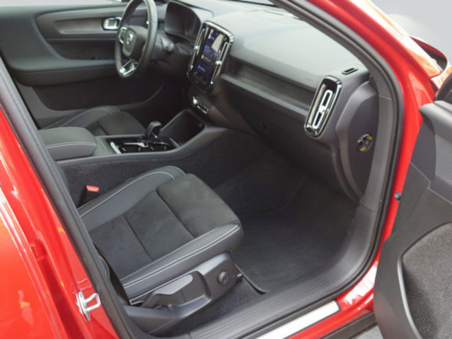 VOLVO C40 Recharge P6 Plus, Occasion / Gebraucht, Automatik - 7