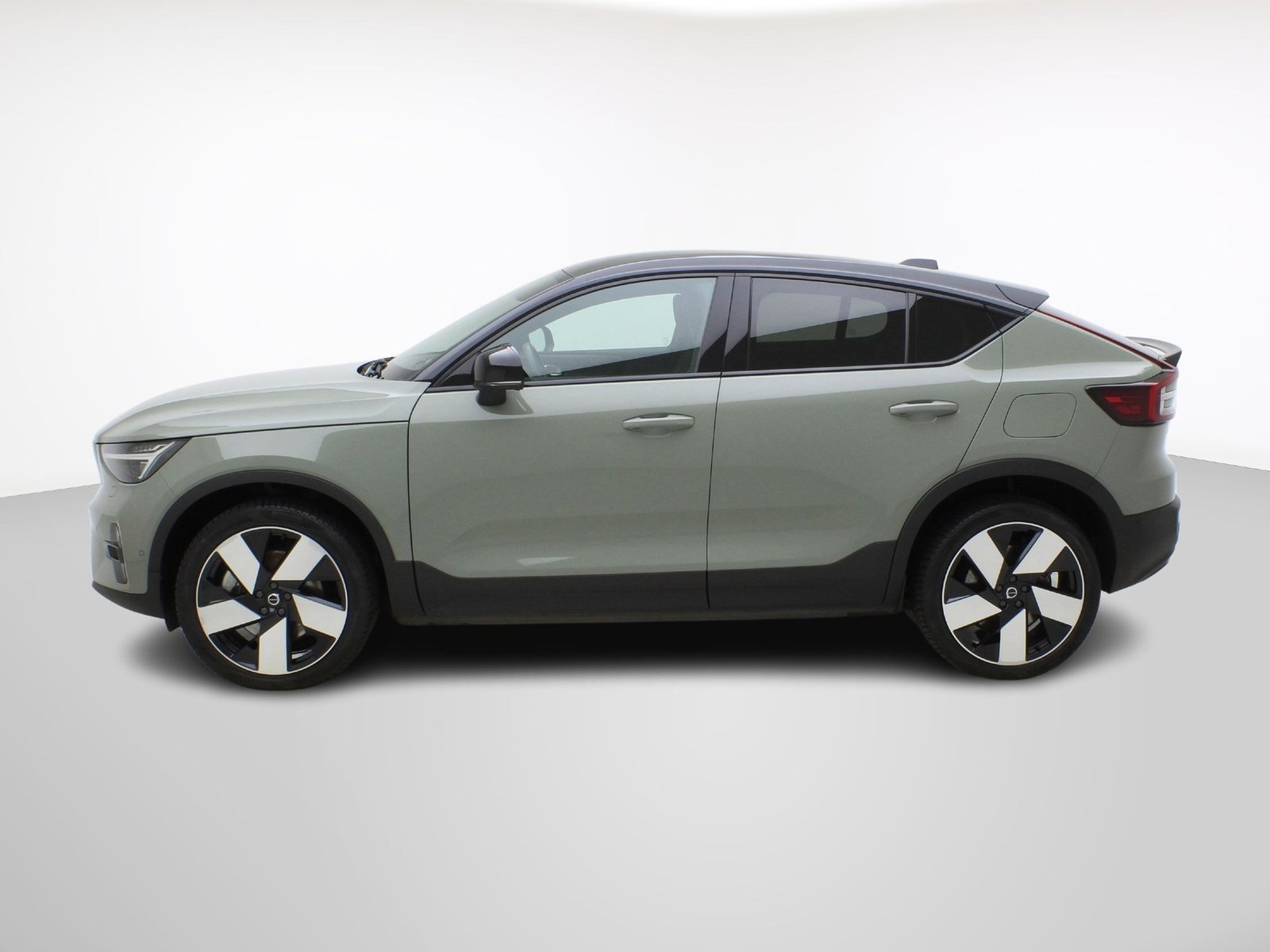 VOLVO C40 P8 Twin Recharge AWD, Electric, Second hand / Used, Automatic - 3