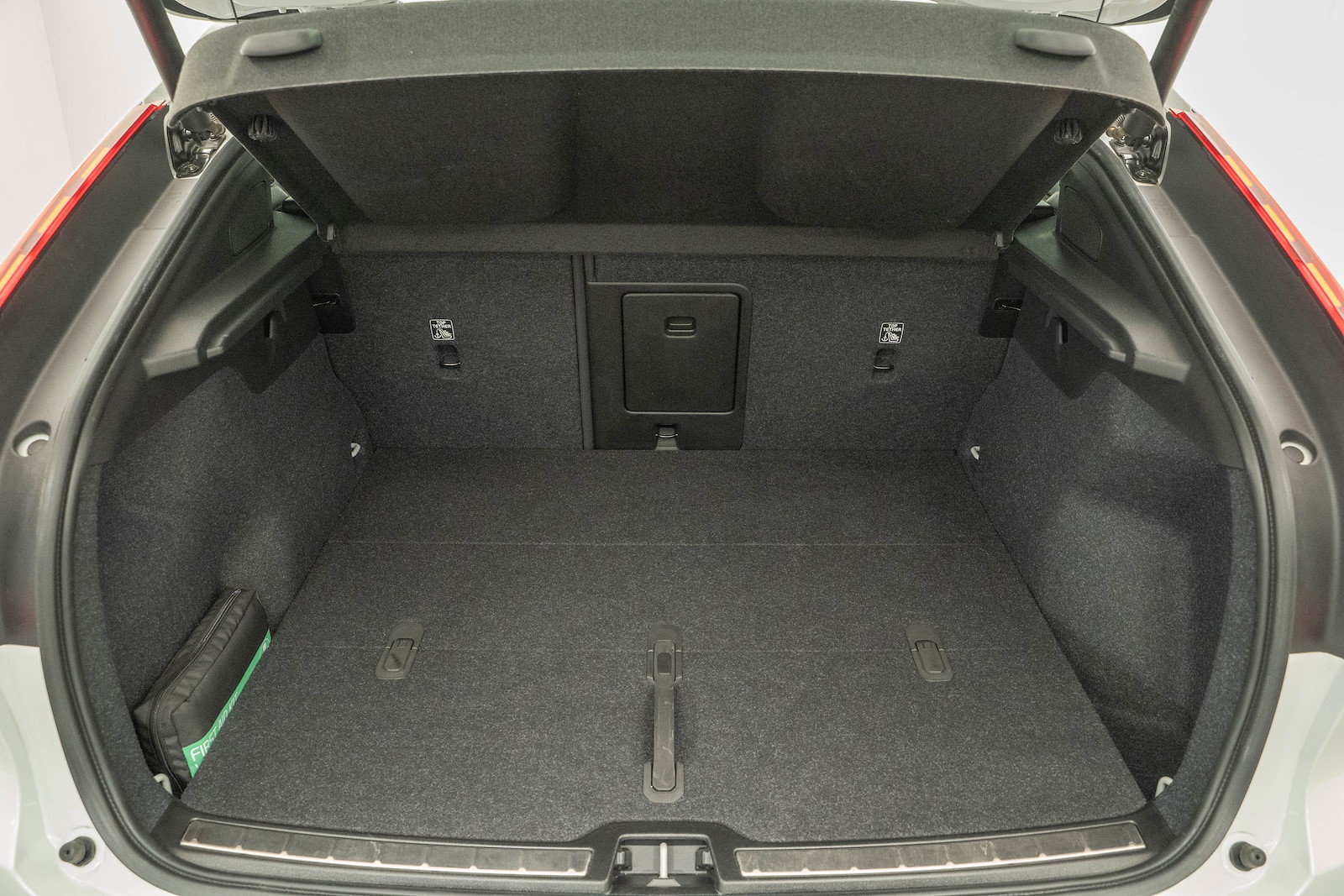 VOLVO C40 P8 Twin Recharge Ultimate AWD, Elettrica, Occasioni / Usate, Automatico - 5
