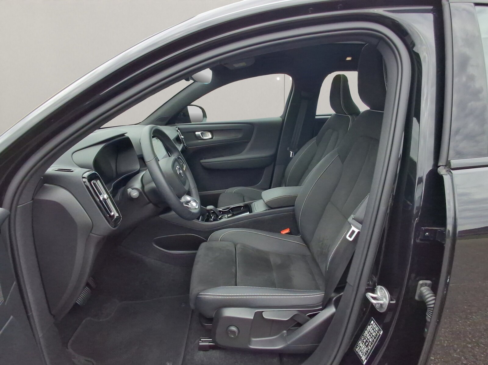 VOLVO C40 P6 Recharge Plus, Elektro, Occasion / Gebraucht, Automatik - 7