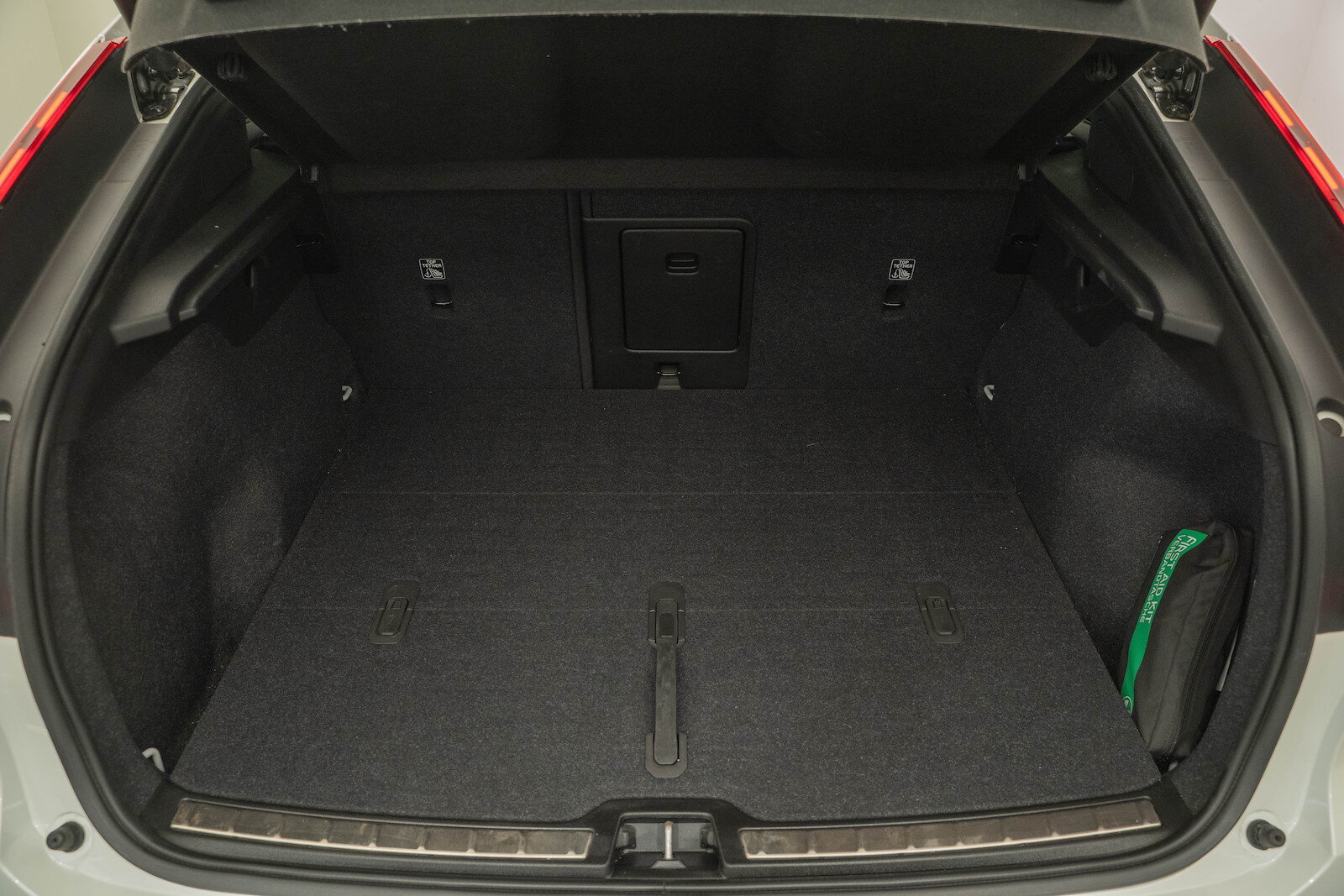 VOLVO C40 E80 Ultimate AWD, Électrique, Occasion / Utilisé, Automatique - 5