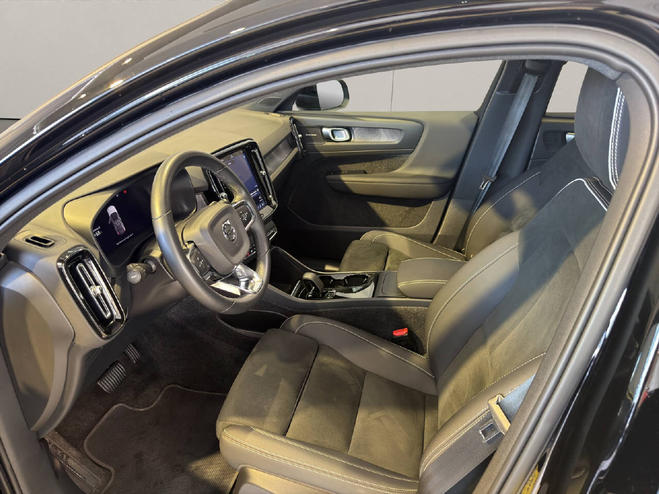 VOLVO C40 P8 Twin Recharge Ultimate AWD, Elettrica, Occasioni / Usate, Automatico - 5