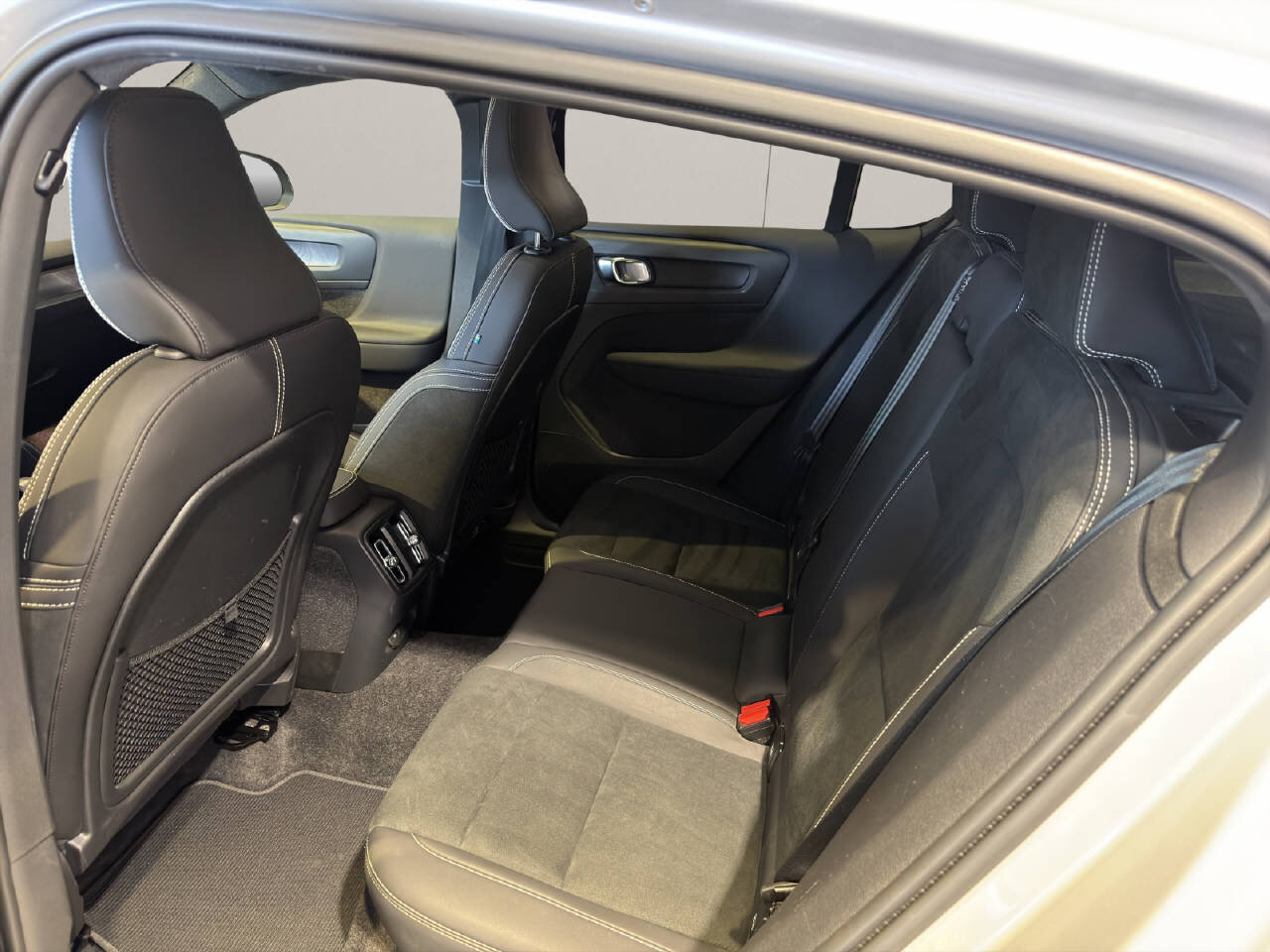 VOLVO C40 P8 Twin Recharge Ultimate AWD, Elettrica, Occasioni / Usate, Automatico - 6