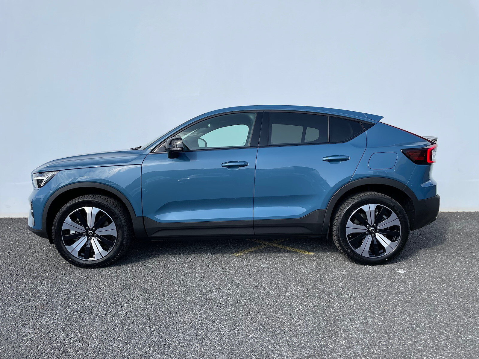 VOLVO C40 P8 Twin Recharge Ultimate AWD, Électrique, Occasion / Utilisé, Automatique - 3