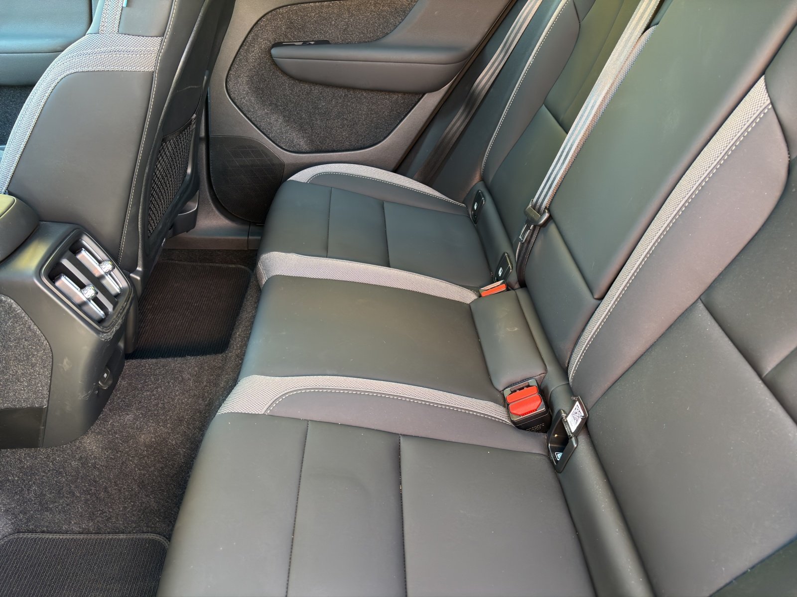 VOLVO C40 P8 Twin Recharge Ultimate AWD, Elettrica, Auto dimostrativa, Automatico - 6