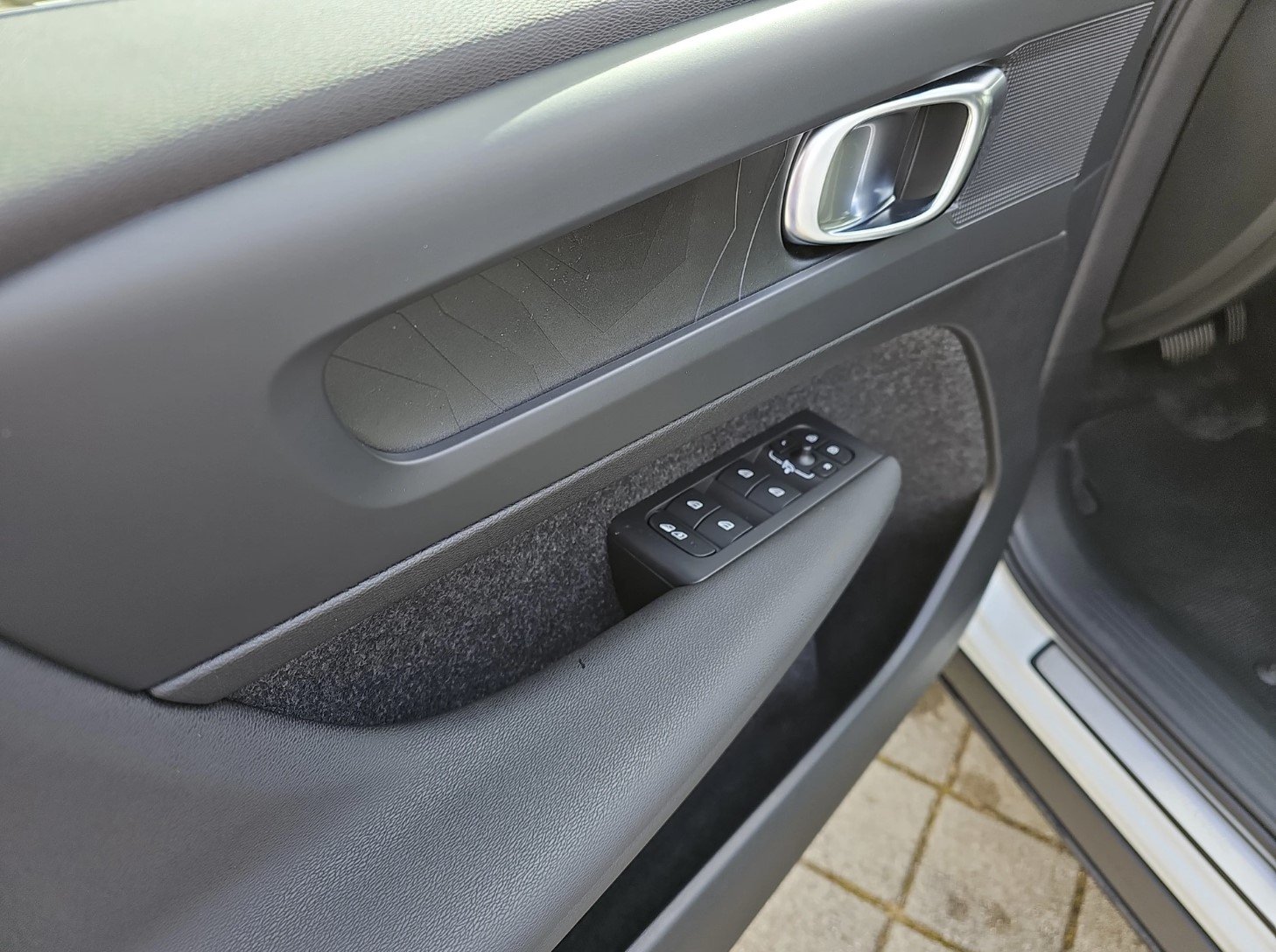 VOLVO C40 E80 Plus, Electric, Ex-demonstrator, Automatic - 6