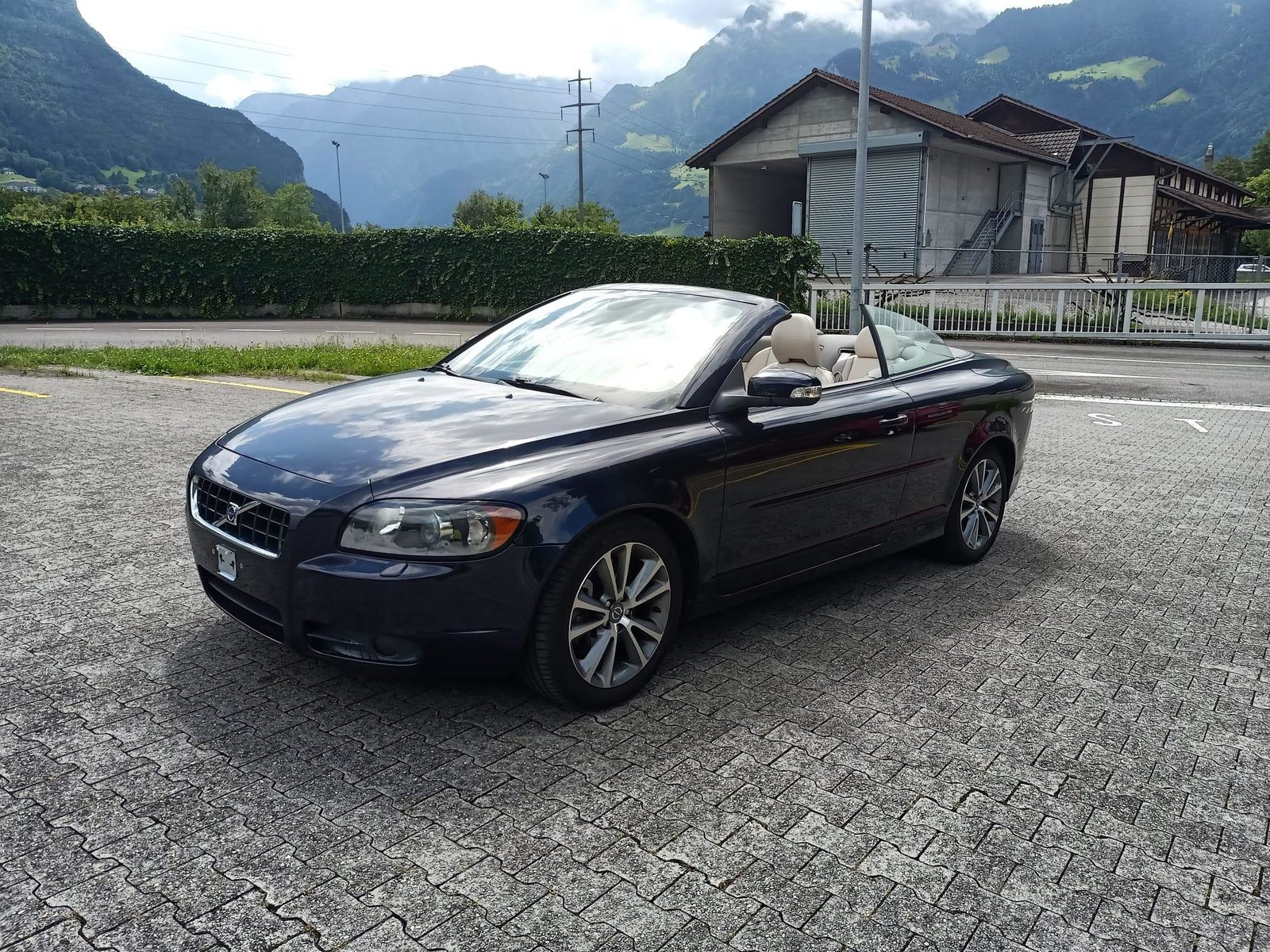 VOLVO C70 Cabriolet 2.5 20V T5 230 Summum