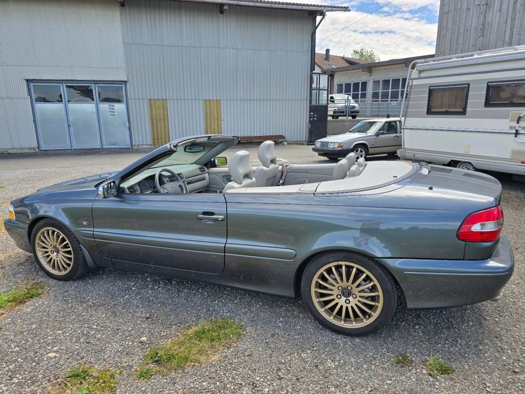 VOLVO C70 2.0 T, Benzin, Occasion / Gebraucht, Automatik - 4