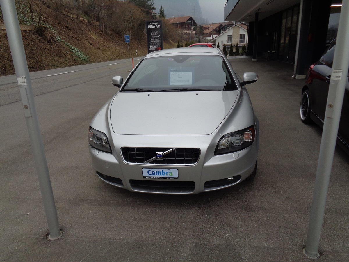 VOLVO C70 2.4i Momentum, Essence, Occasion / Utilisé, Manuelle - 3