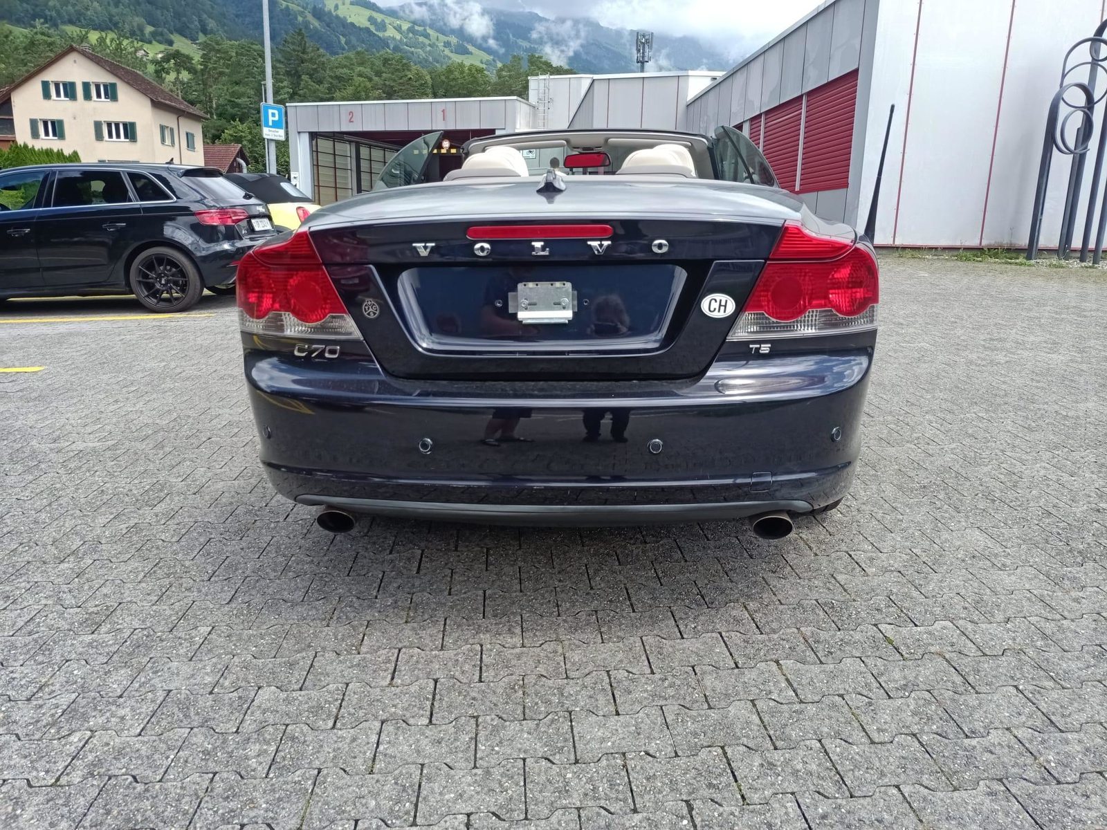 VOLVO C70 Cabriolet 2.5 20V T5 230 Summum, Essence, Occasion / Utilisé, Manuelle - 3