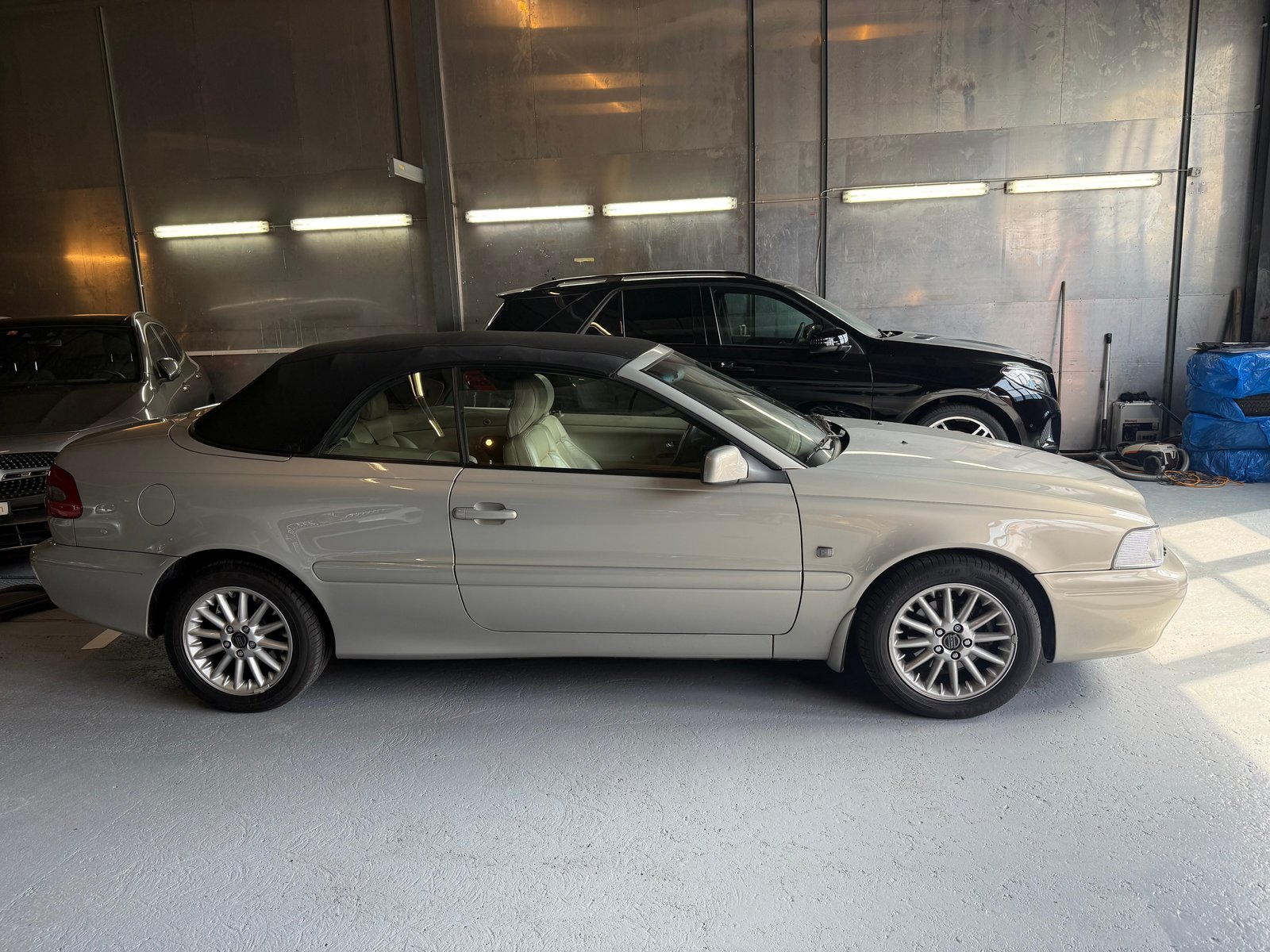 VOLVO C70 Cabriolet 2.4T, Petrol, Second hand / Used, Automatic - 3