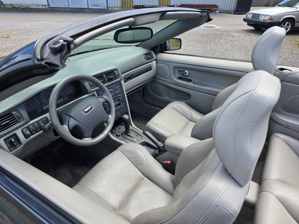 VOLVO C70 2.0 T, Benzin, Occasion / Gebraucht, Automatik - 7