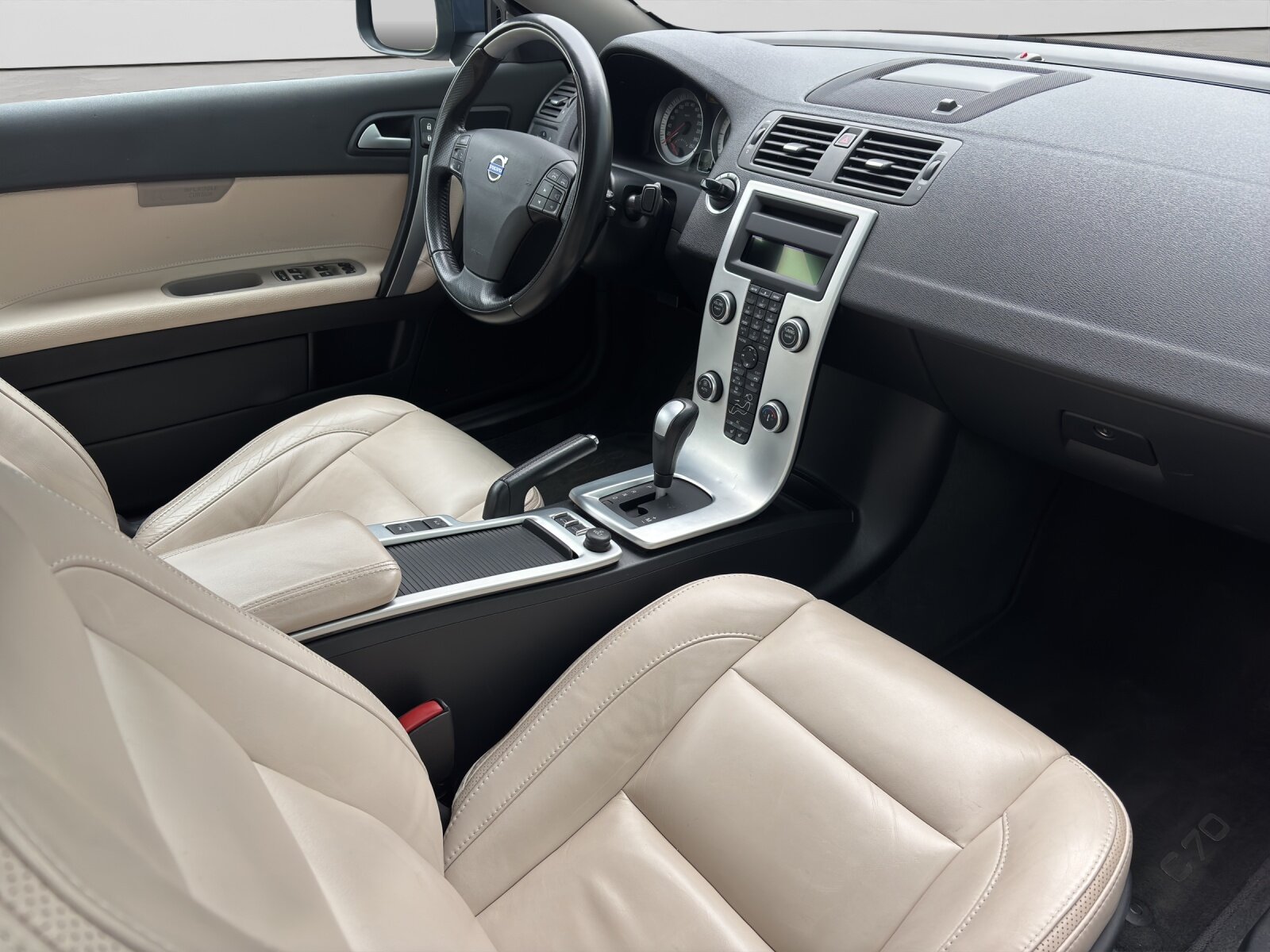 VOLVO C70 Cabriolet 2.0 D3 Summum, Diesel, Usata, Automatico - 7