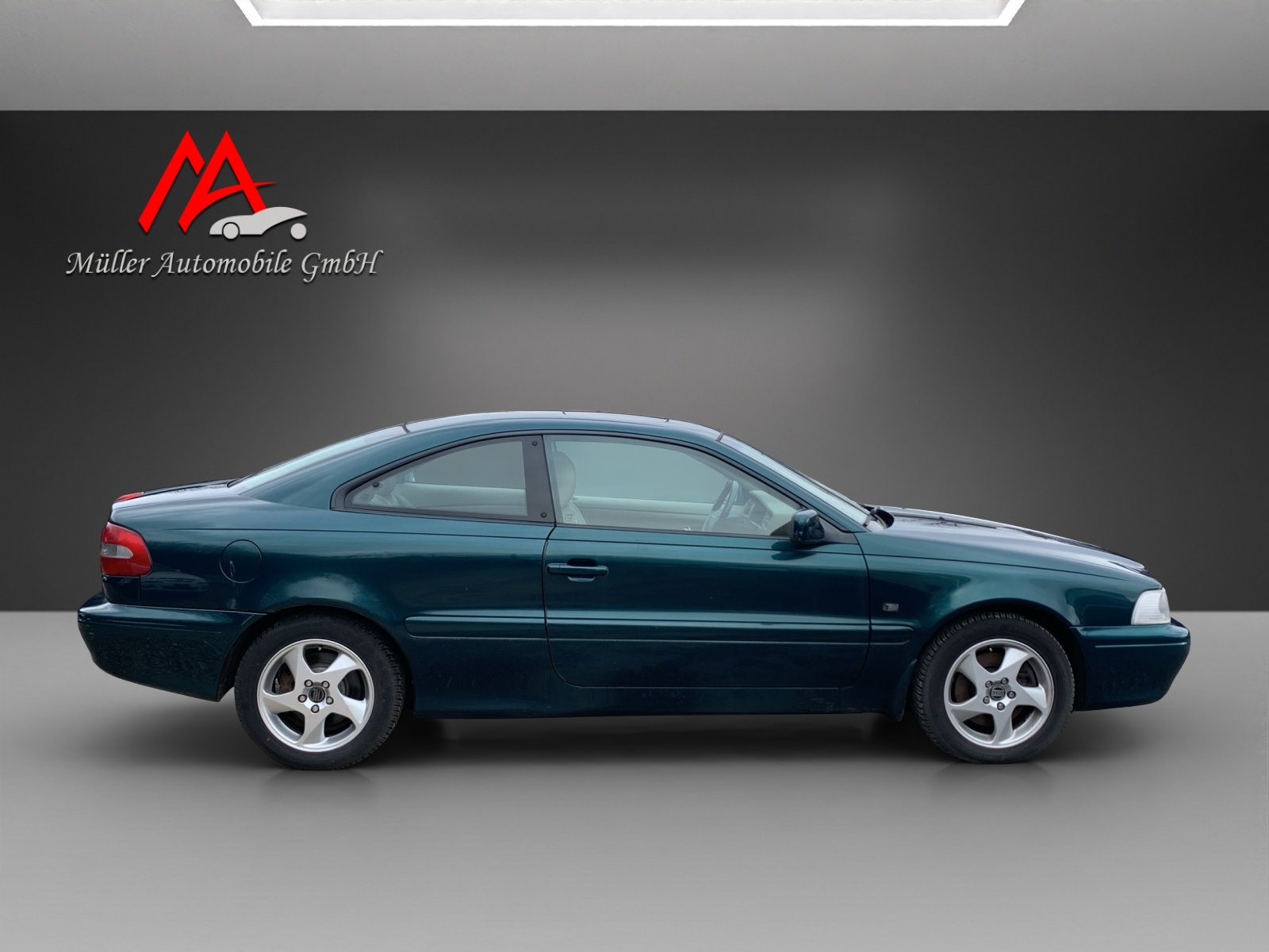 VOLVO C70 2.4T, Petrol, Second hand / Used, Manual - 3