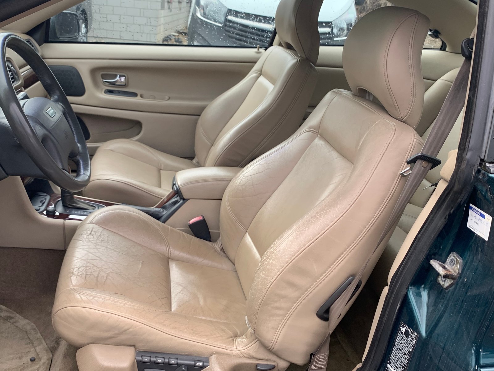 VOLVO C70 2.4T, Petrol, Second hand / Used, Manual - 6