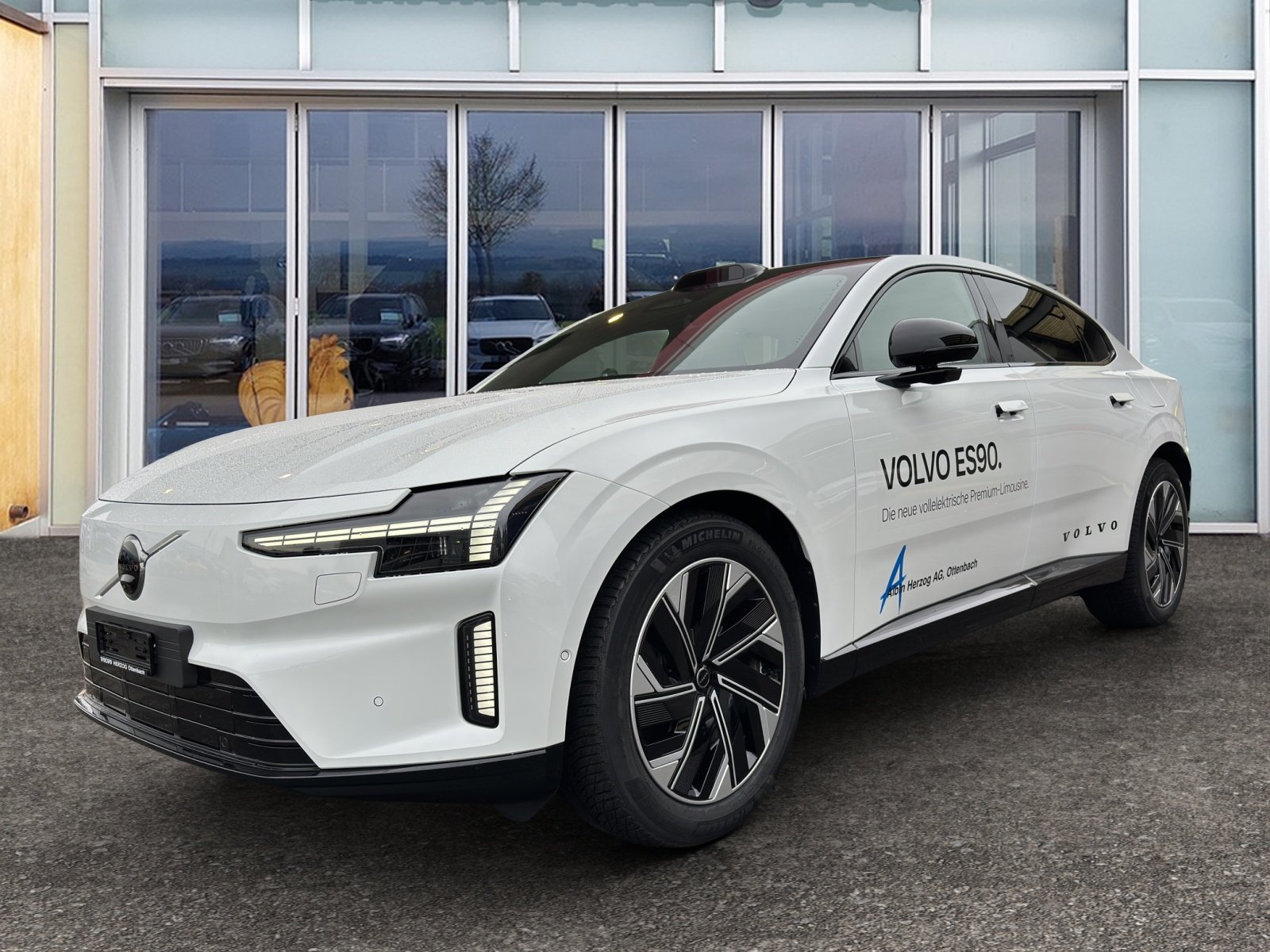 VOLVO ES90 Ultra