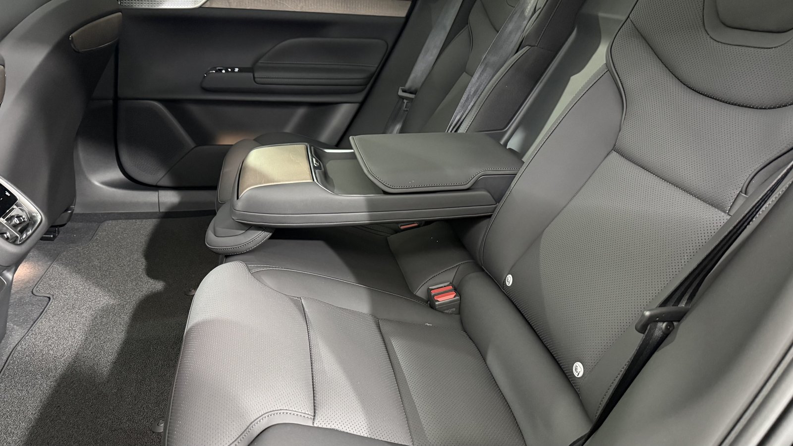 VOLVO ES90 Ultra, Elektro, Vorführwagen, Automatik - 6