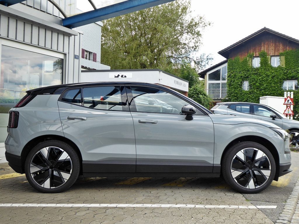 VOLVO EX30 E60 69kWh Ext Ra Ultra, Elektro, Occasion / Gebraucht, Automatik - 3