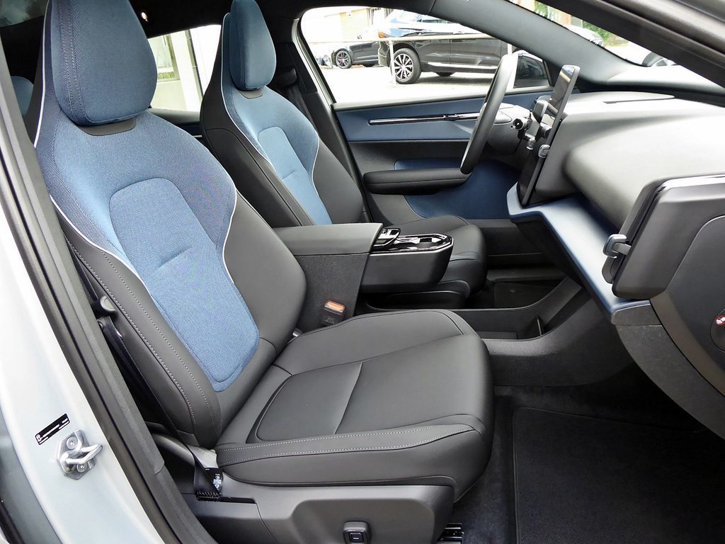 VOLVO EX30 E60 69kWh Ext Ra Ultra, Elektro, Occasion / Gebraucht, Automatik - 5
