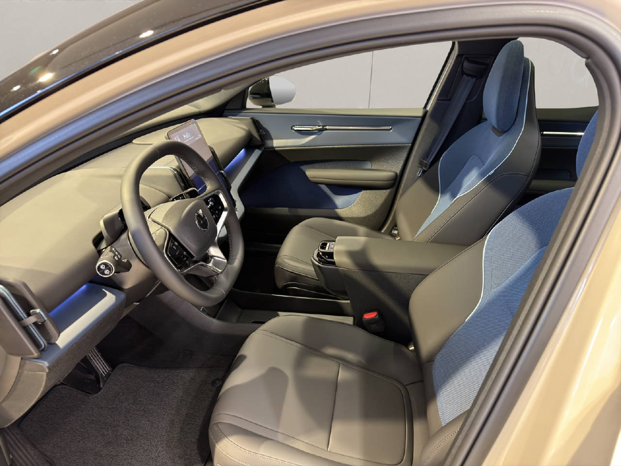 VOLVO EX30 E60 Twin Ultra Performance AWD, Électrique, Voiture nouvelle, Automatique - 5