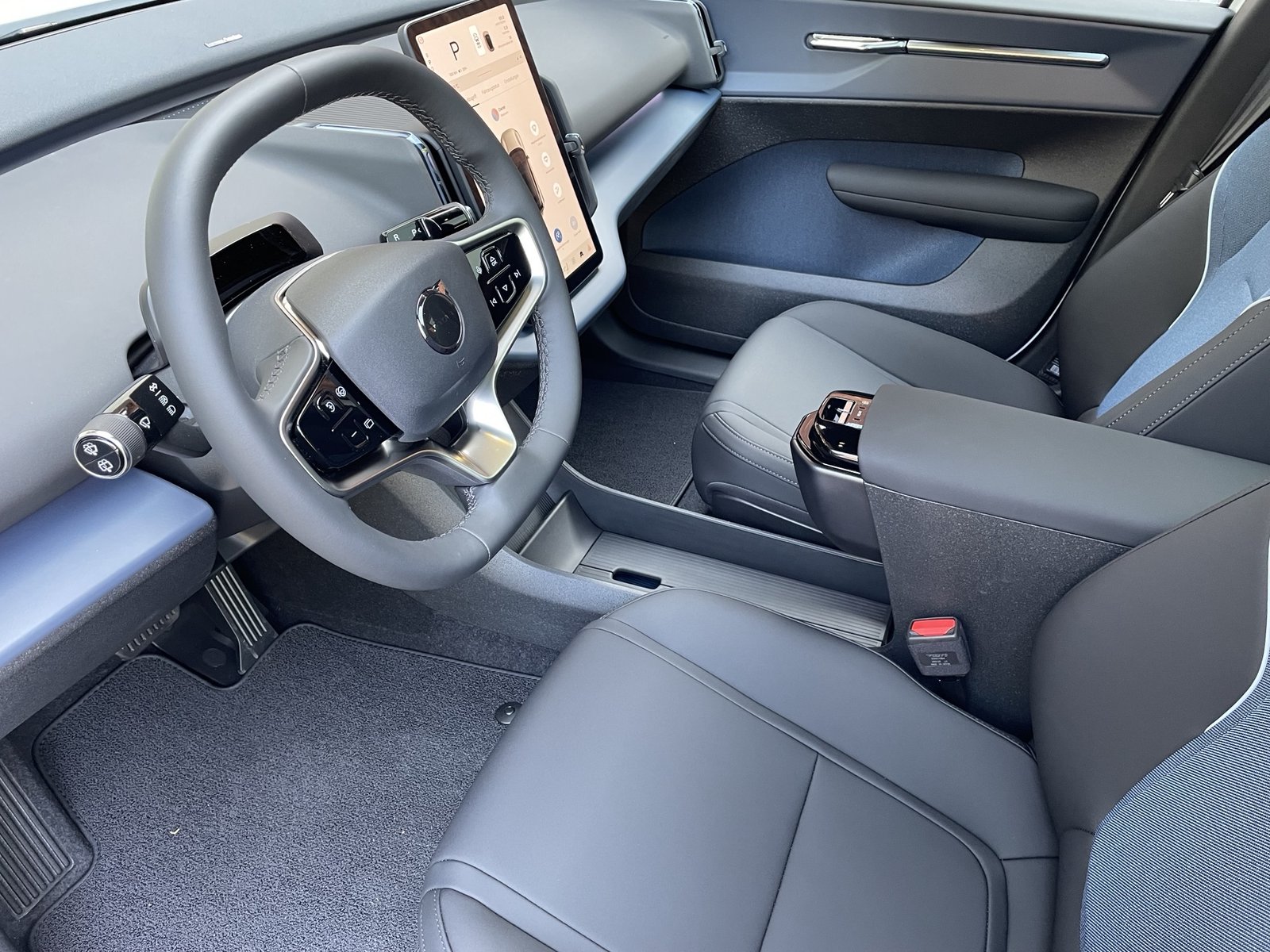 VOLVO EX30 E60 Twin Plus Performance, Électrique, Voiture nouvelle, Automatique - 5