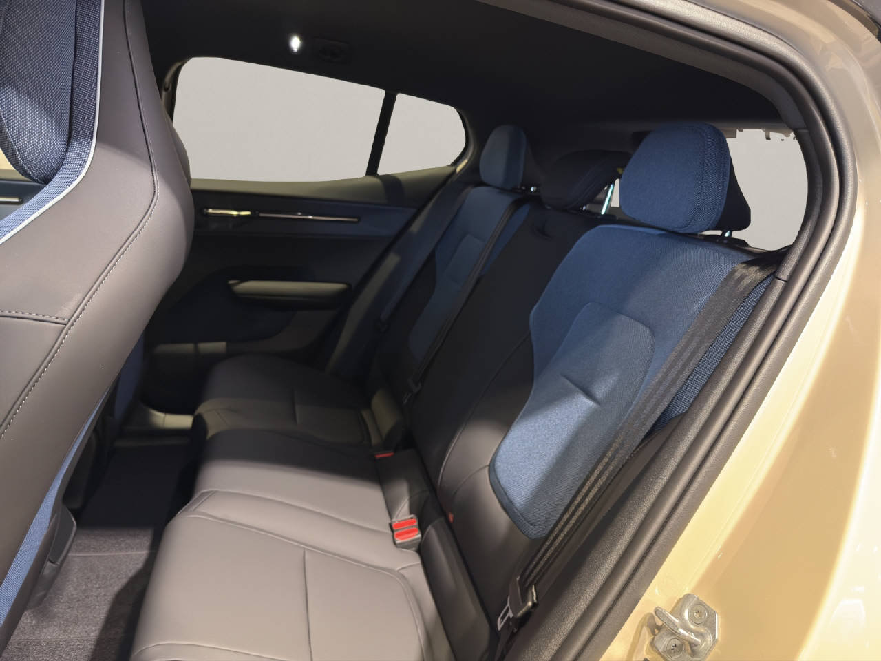 VOLVO EX30 E60 Plus, Elettrica, Auto nuove, Automatico - 6