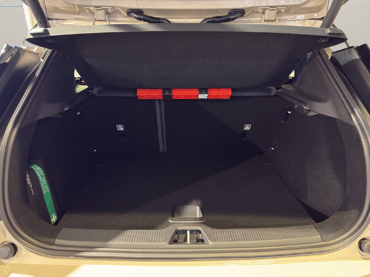 VOLVO EX30 E60 Plus, Elettrica, Auto nuove, Automatico - 7