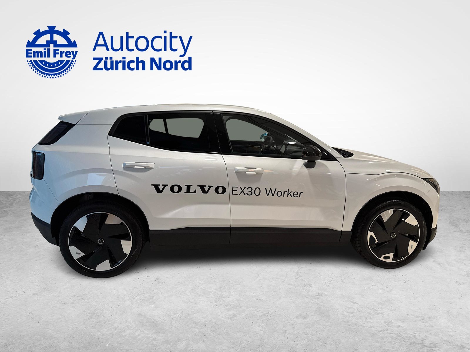 VOLVO EX30 E60 Plus, Electric, New car, Automatic - 4