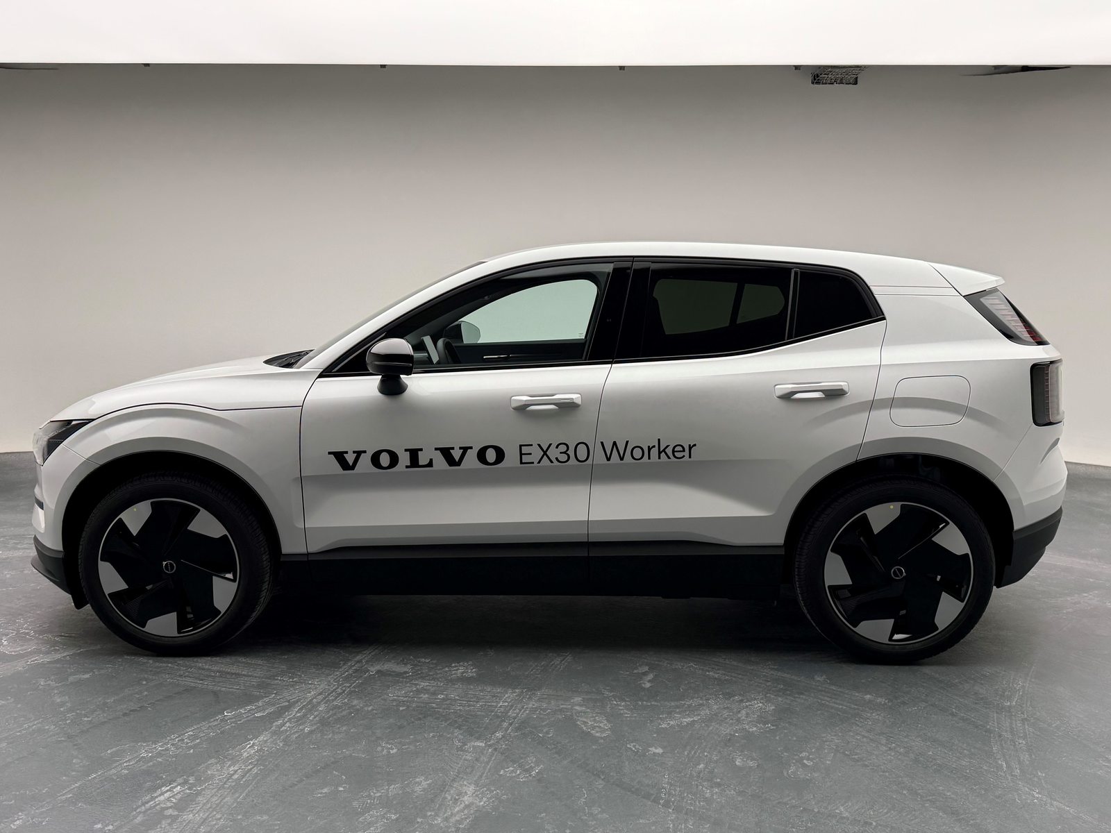 VOLVO EX30 E60 Plus, Elektro, Neuwagen, Automatik - 3