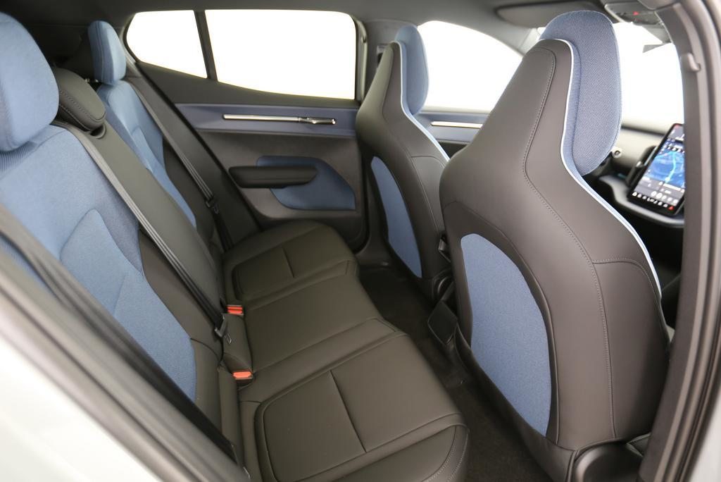 VOLVO EX30 E60 Core, Electric, New car, Automatic - 6