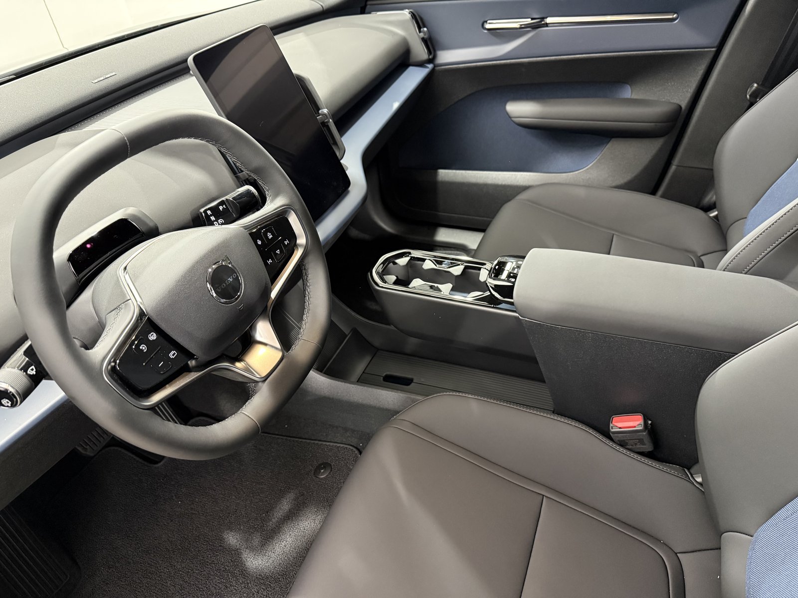 VOLVO EX30 E60 Twin Plus Performance, Électrique, Voiture nouvelle, Automatique - 4