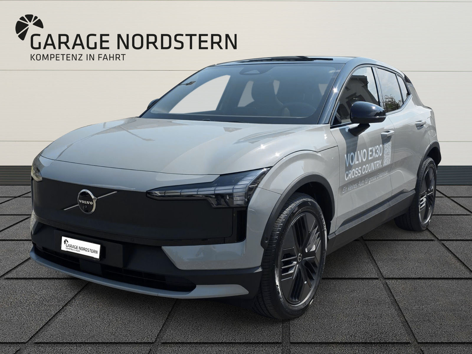 VOLVO EX30 CC E60 Twin Ultra Performance AWD