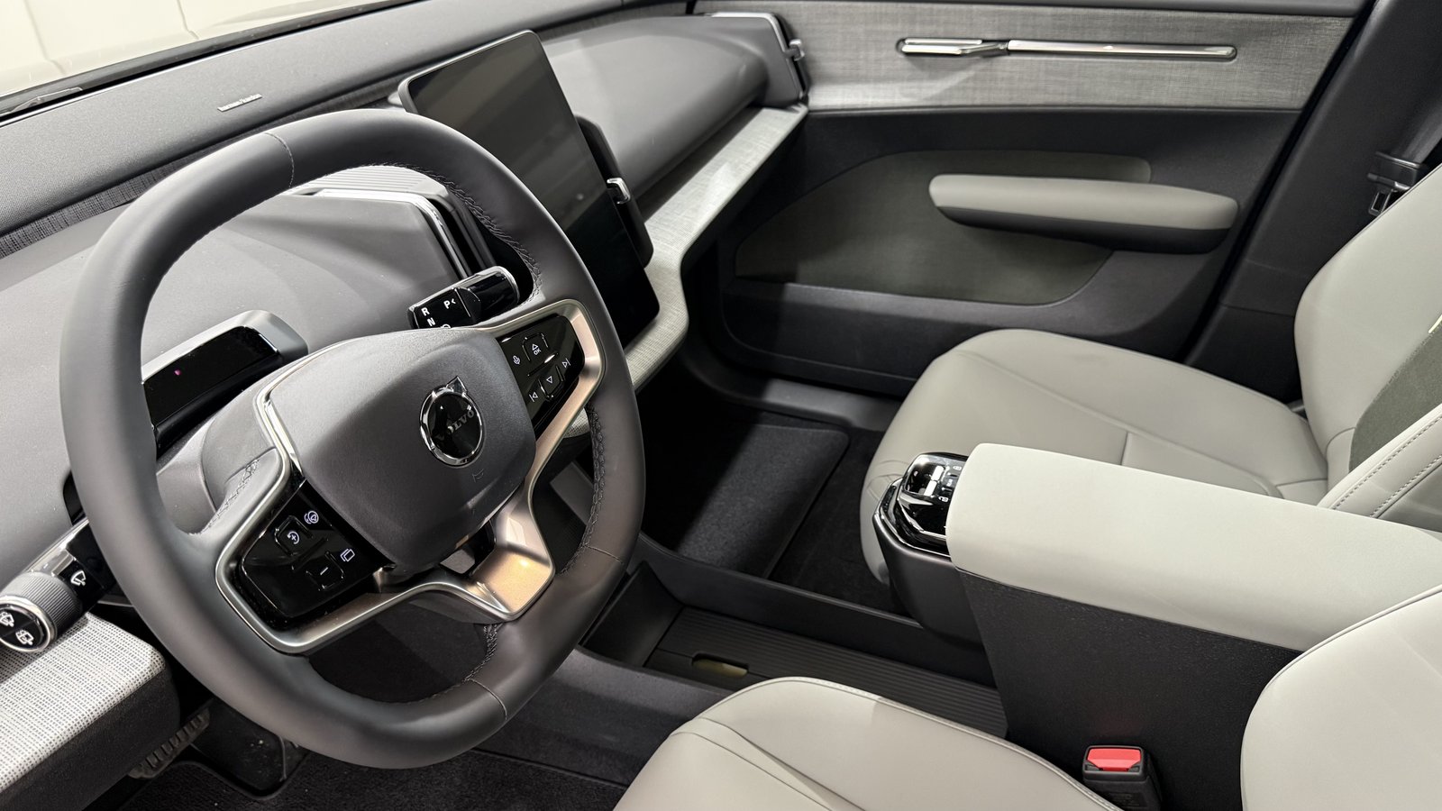 VOLVO EX30 CC E60 Twin Performance A, Elektro, Neuwagen, Automatik - 4