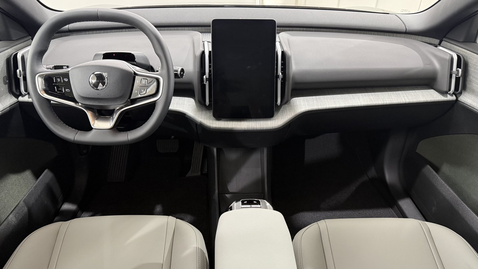 VOLVO EX30 CC E60 Twin Performance A, Elektro, Neuwagen, Automatik - 5