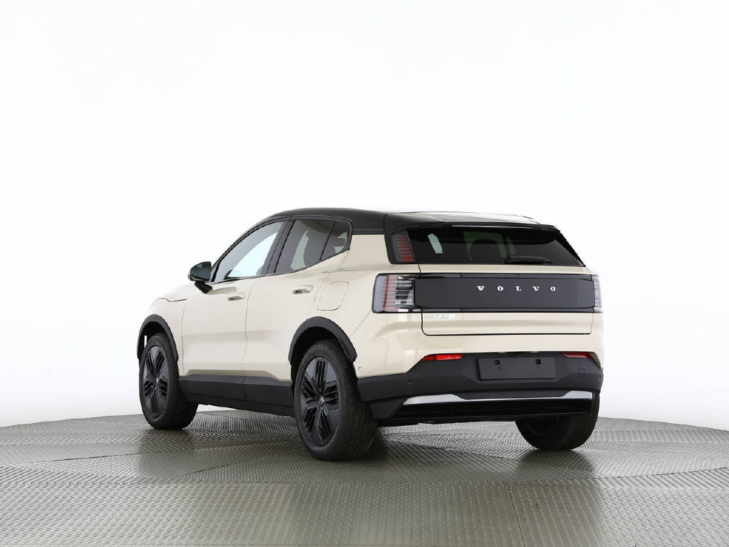 VOLVO EX30 CC Cross Country E60 Twin Performance AWD, Elettrica, Auto nuove, Automatico - 7