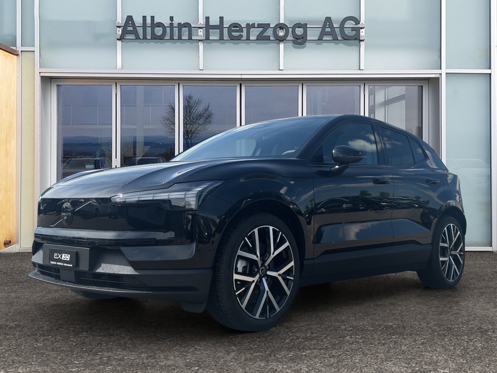 VOLVO EX30 E60 Twin Ultra Performance Sw. Black Ed. AWD