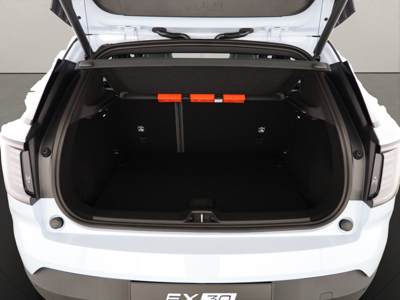 VOLVO EX30 E60 Twin Ultra Performance AWD, Électrique, Voiture nouvelle, Automatique - 4