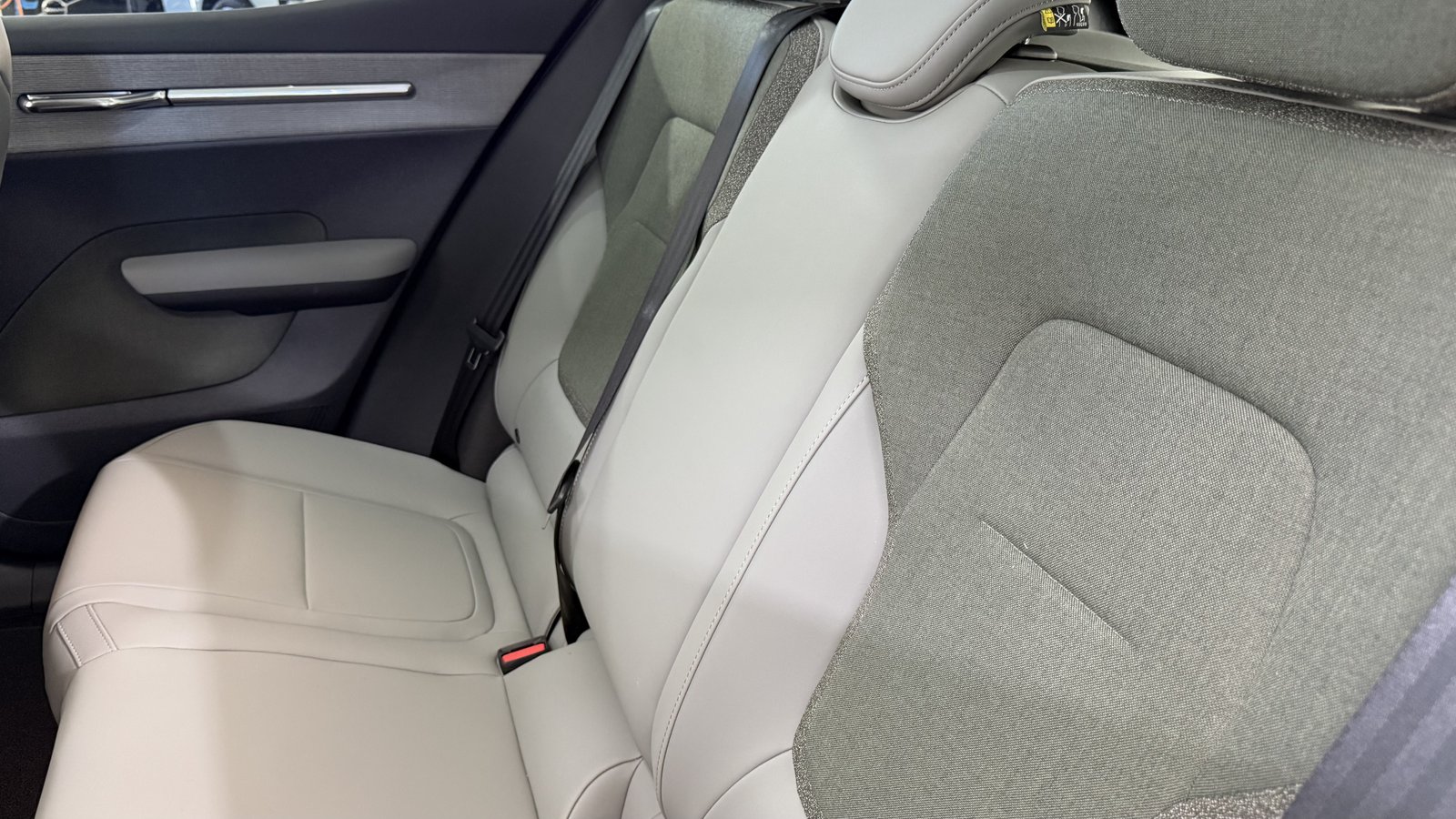 VOLVO EX30 CC E60 Twin Performance A, Elettrica, Auto nuove, Automatico - 6