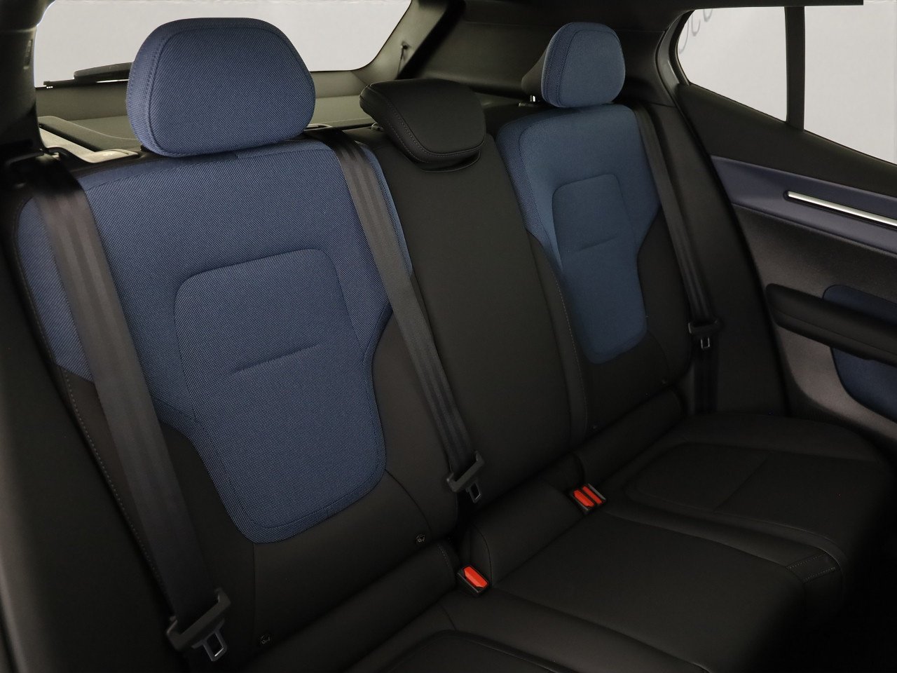 VOLVO EX30 CC E60 Twin Performance AWD, Electric, New car, Automatic - 6
