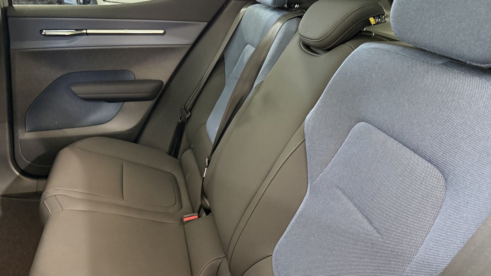 VOLVO EX30 E60 Twin Ultra Performanc, Elektro, Neuwagen, Automatik - 6