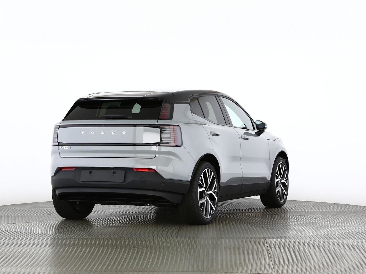 VOLVO EX30 P5 Longe Range Ultra, Elektro, Neuwagen, Automatik - 2