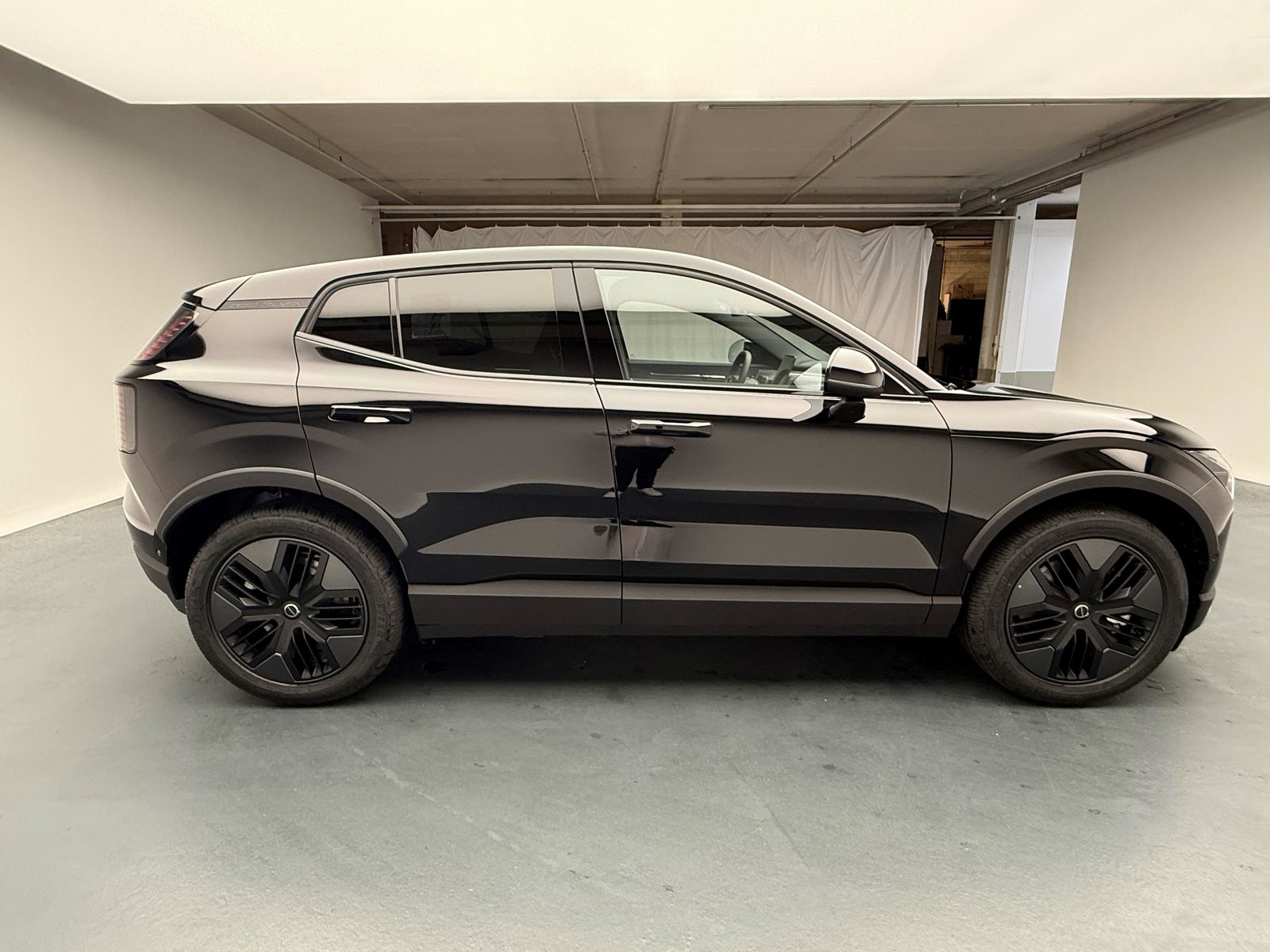 VOLVO EX30 CC E60 Twin Performance AWD, Elektro, Neuwagen, Automatik - 6