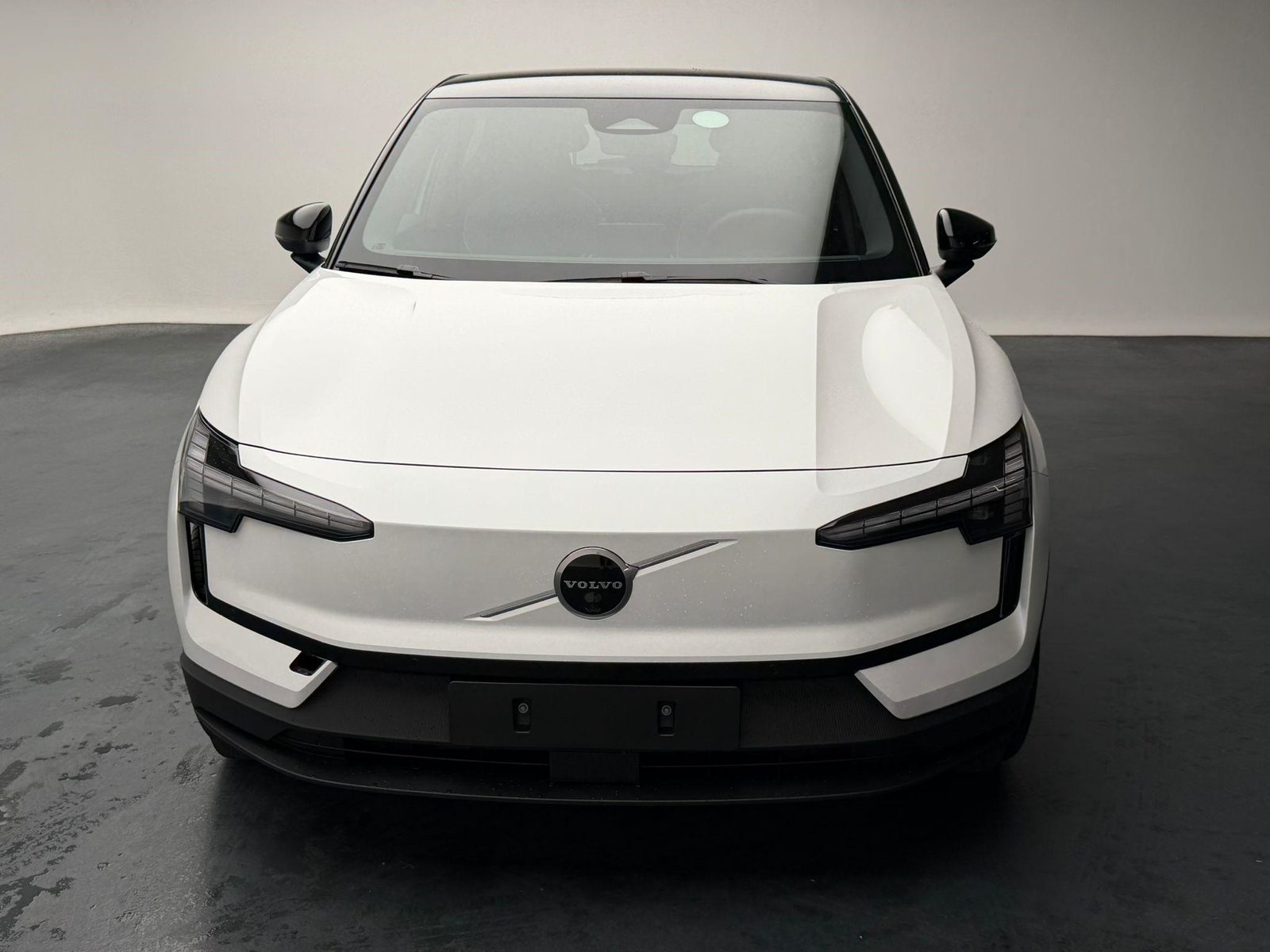VOLVO EX30 E60 Twin Ultra Performance AWD, Electric, New car, Automatic - 2