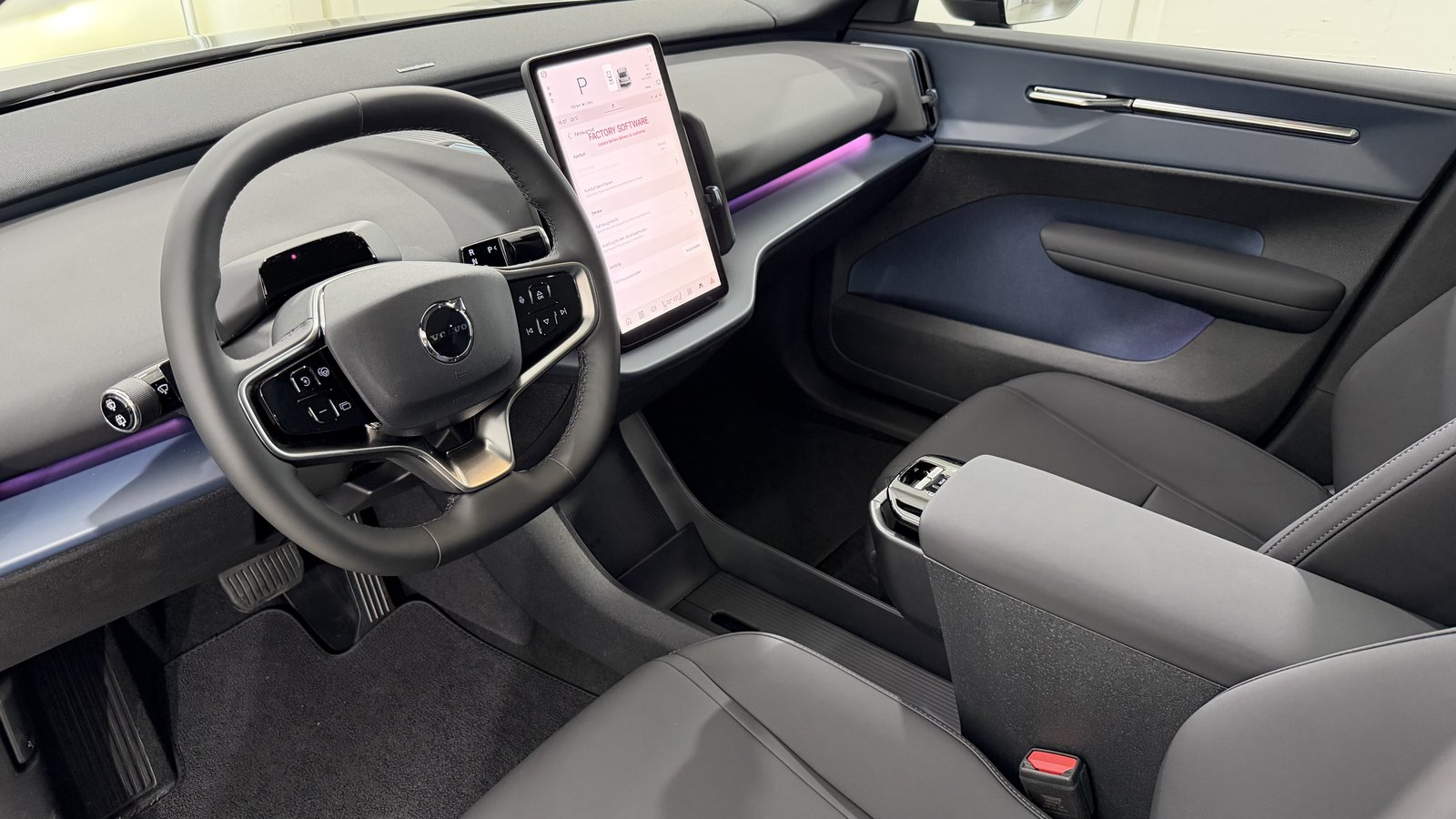 VOLVO EX30 E60 Twin Ultra Performanc, Elettrica, Auto nuove, Automatico - 4