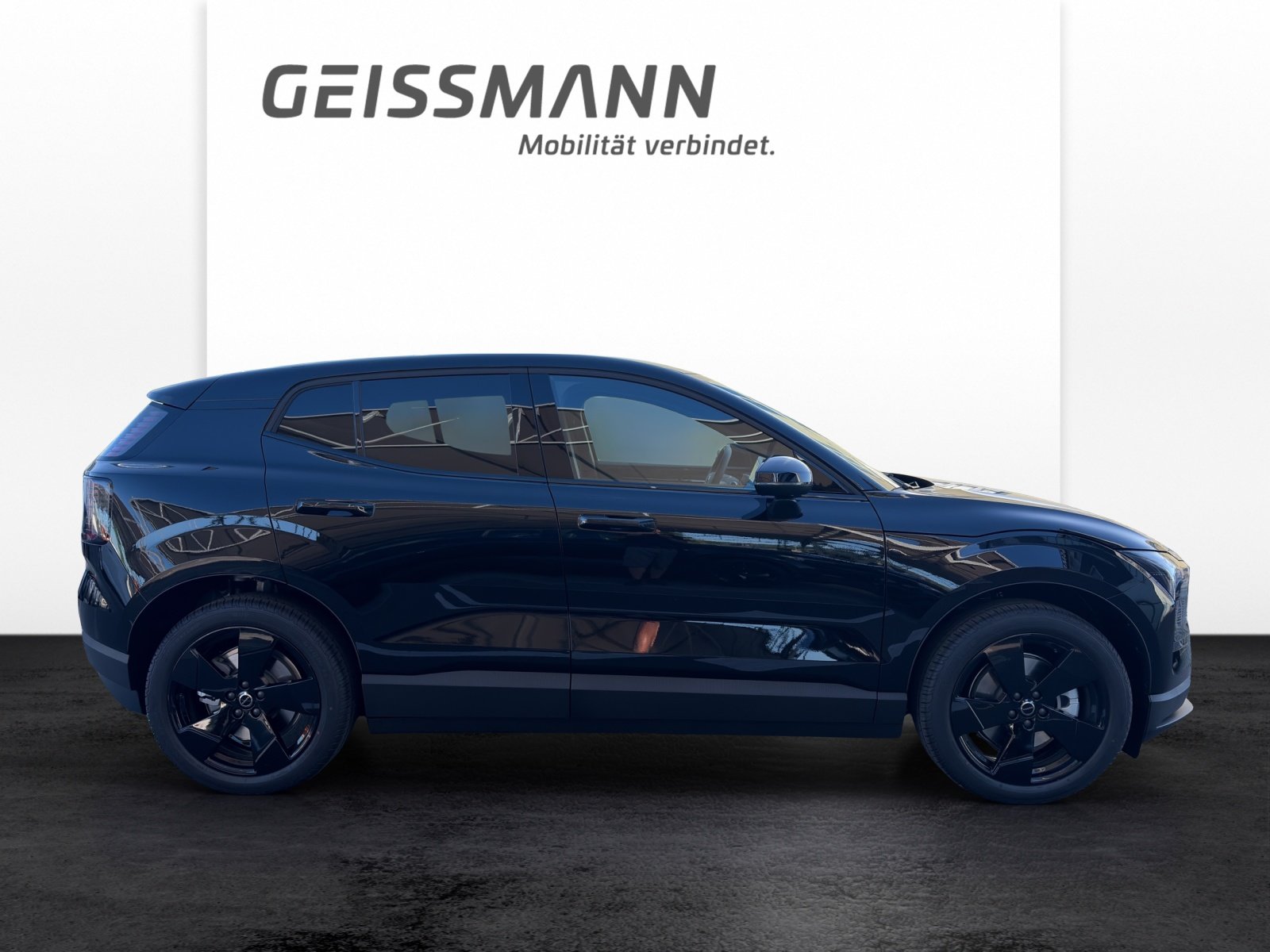 VOLVO EX30 E60 Plus Swiss Black Edition, Elektro, Neuwagen, Automatik - 4